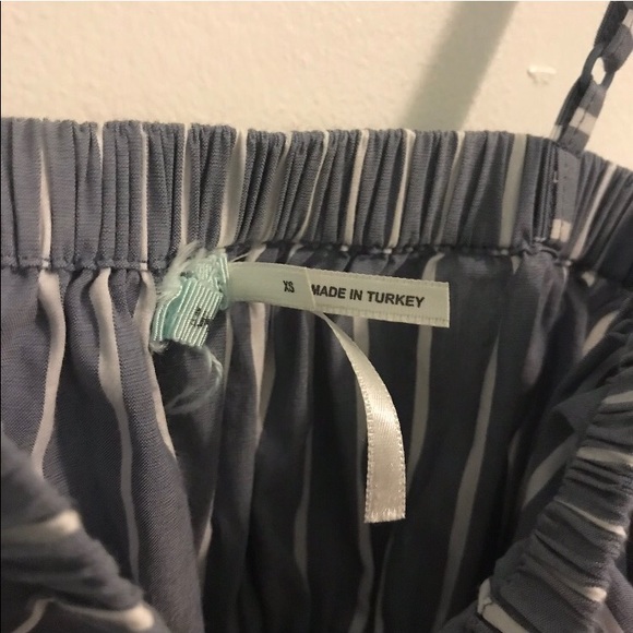 Urban Outfitters Cropped Tank - Picture 6 of 6